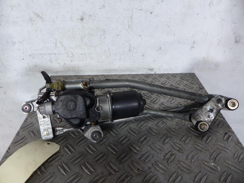 Moteur essuie glace avant