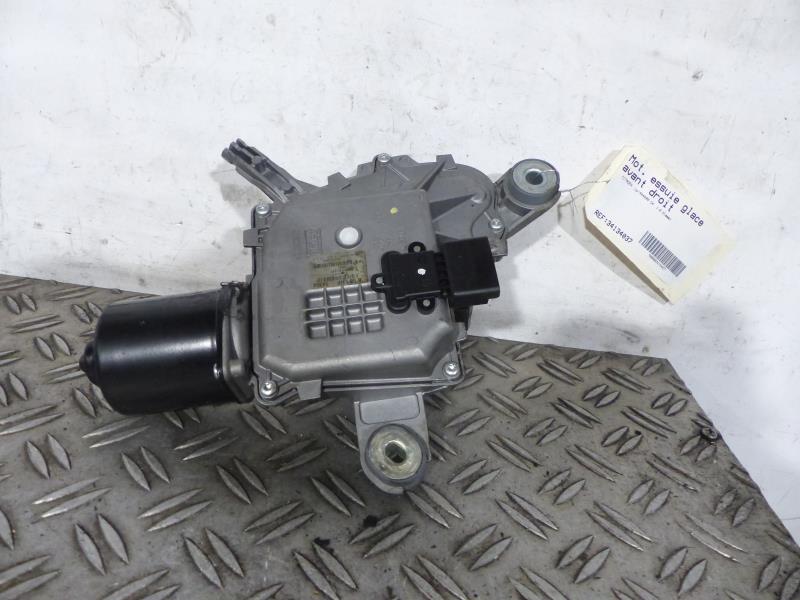 Moteur essuie glace avant droit