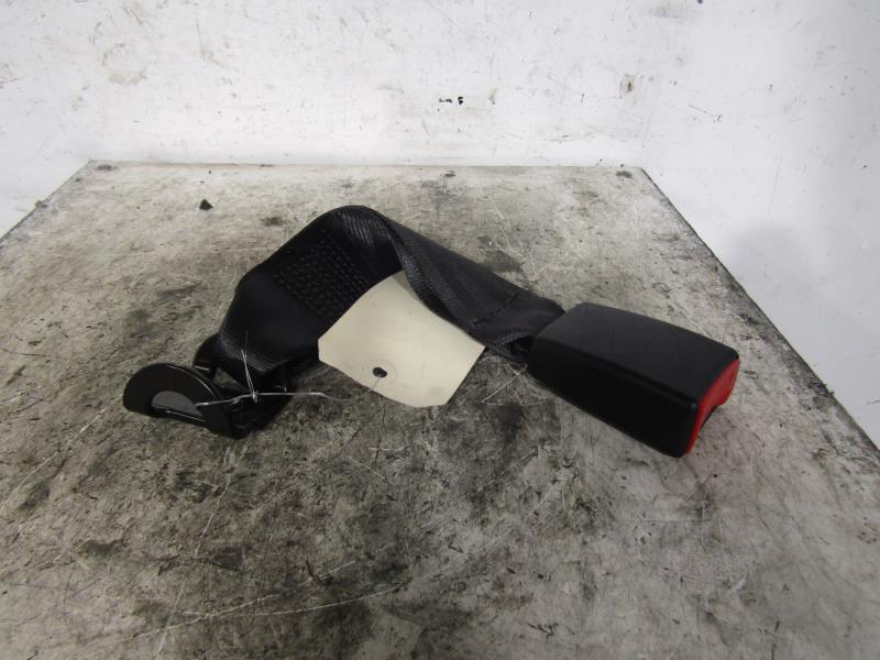 Attache ceinture arriere gauche