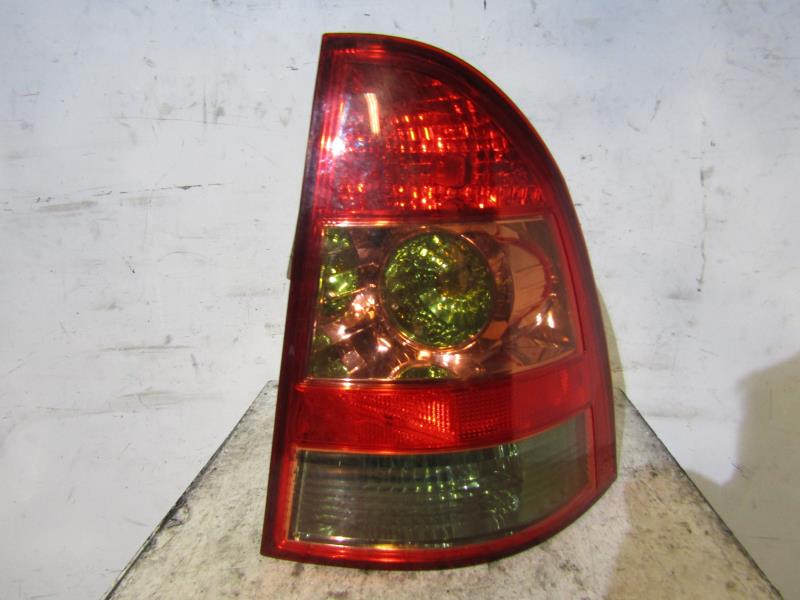 Fanale posteriore principale destro (luci)