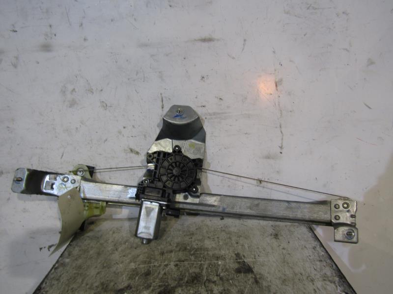 Leve vitre electrique avant droit