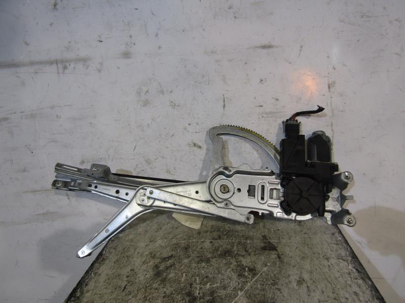 Leve vitre electrique avant droit