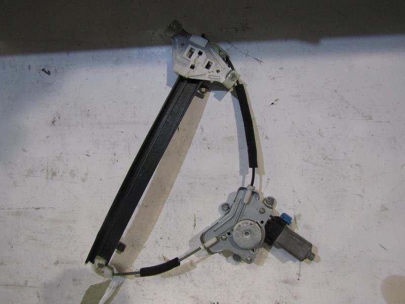 Leve vitre electrique avant droit