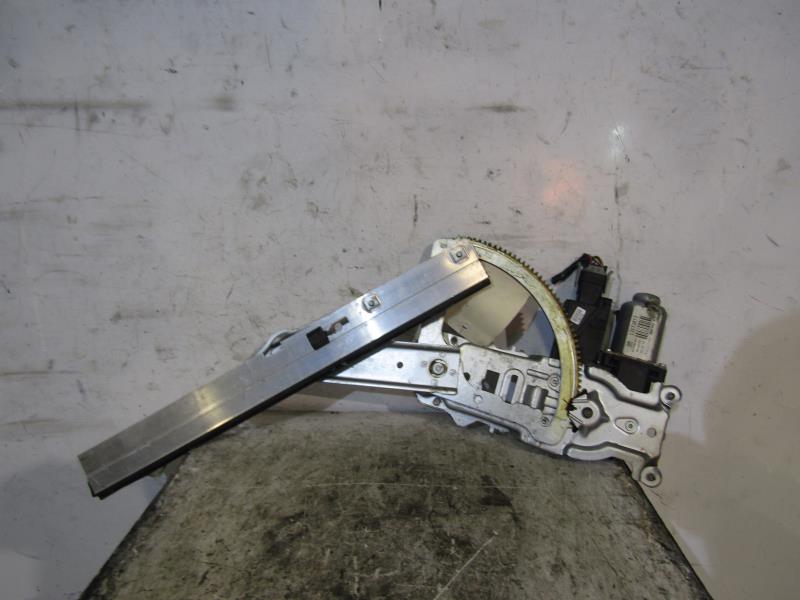 Leve vitre electrique avant gauche