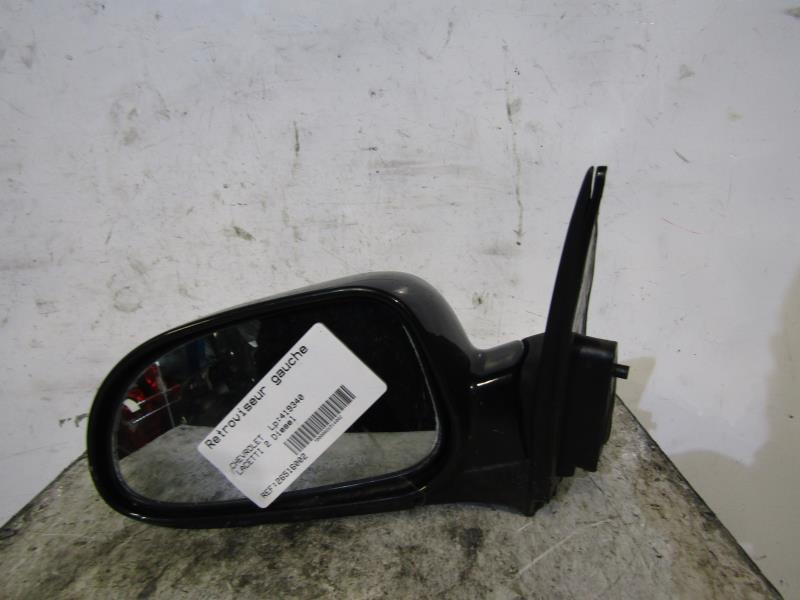 Retrovisor izquierdo