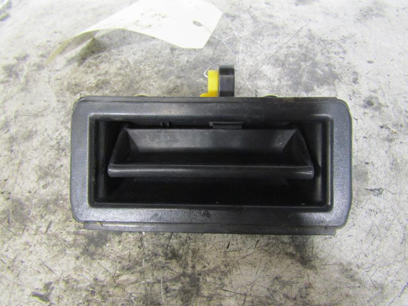 Bouton de coffre