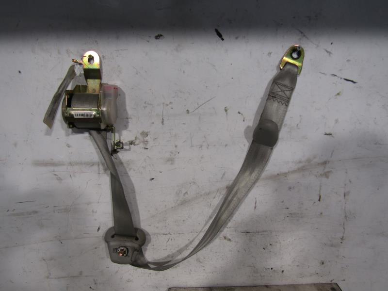 Cinturón de seguridad trasero izquierdo