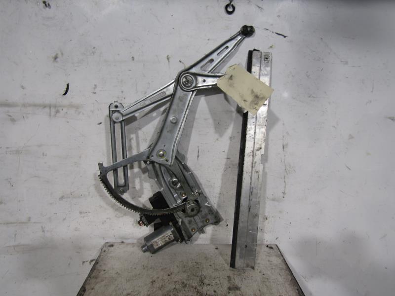 Leve vitre electrique avant droit
