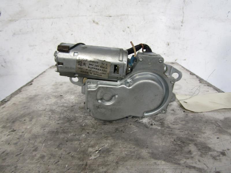 Moteur essuie glace arriere