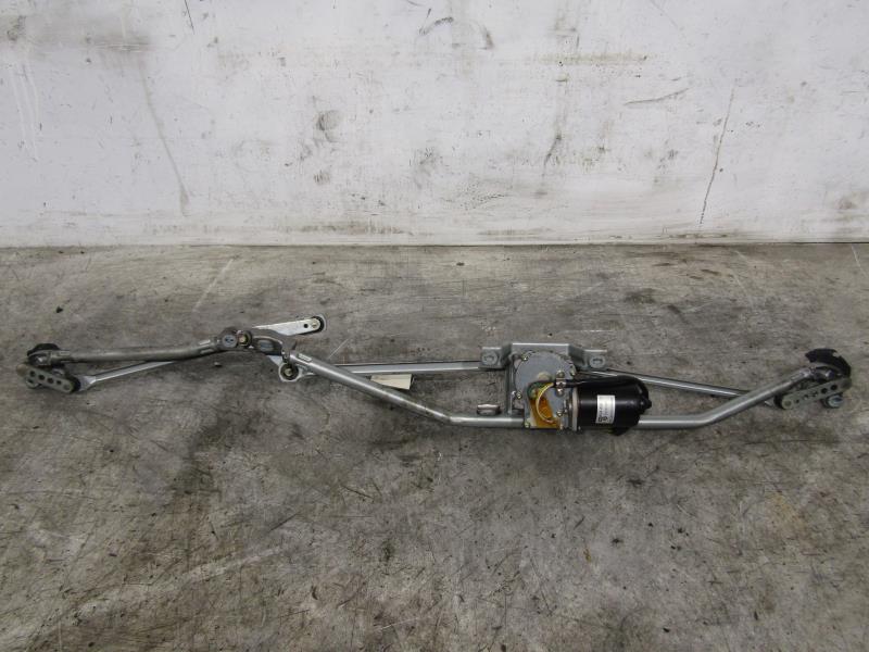 Moteur essuie glace avant