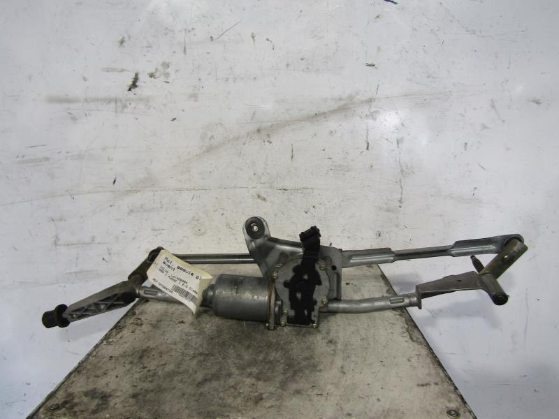 Moteur essuie glace avant