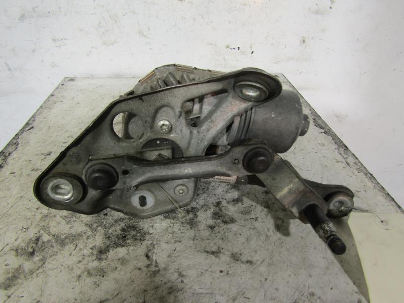 Moteur essuie glace avant gauche
