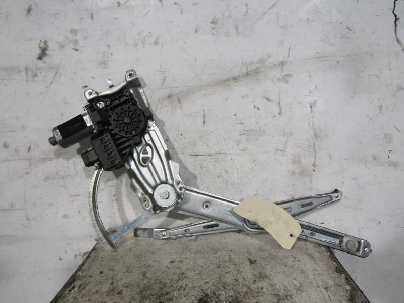 Leve vitre electrique avant droit