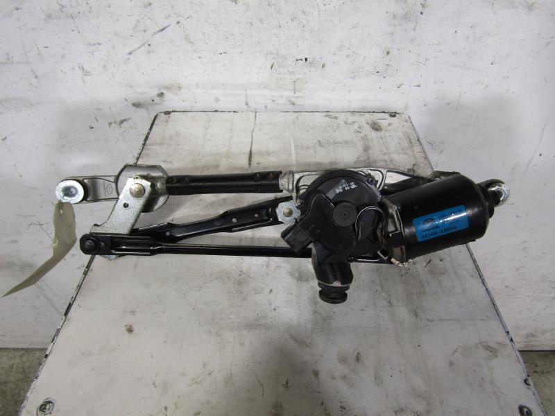Moteur essuie glace avant