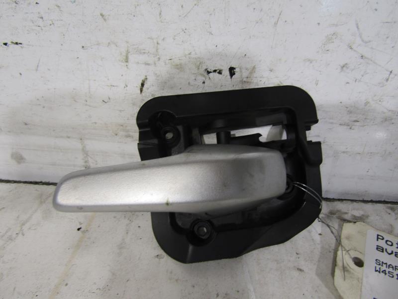 Poignee interieur avant gauche