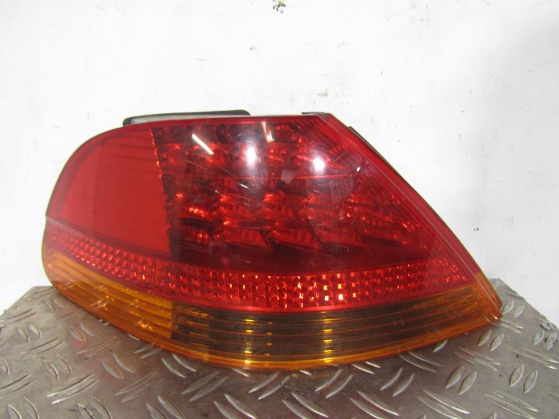 Fanale posteriore principale sinistro (luci)