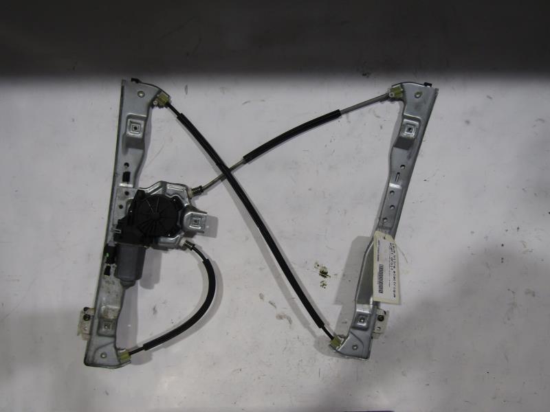 Leve vitre electrique avant droit