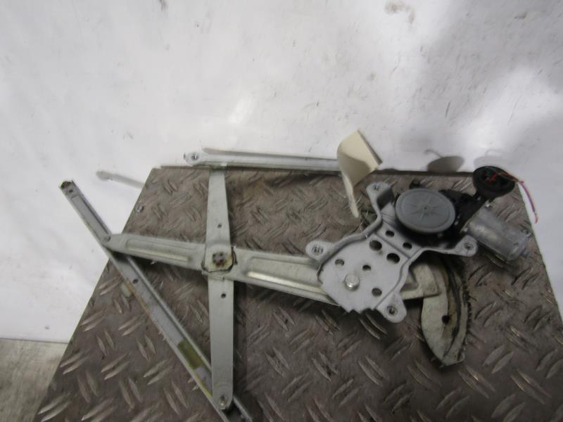 Leve vitre electrique avant droit