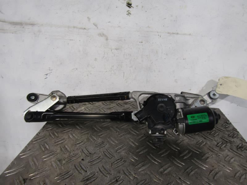 Moteur essuie glace avant