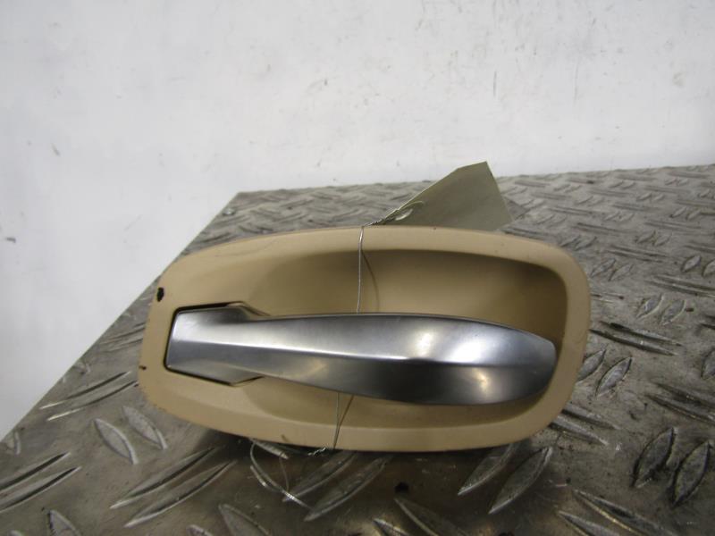 Poignee interieur arriere gauche