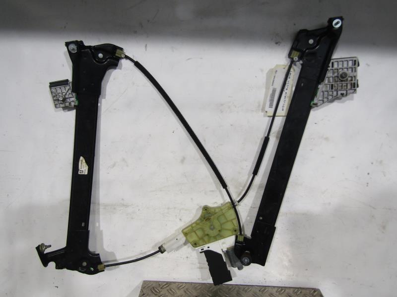 Leve vitre electrique avant droit