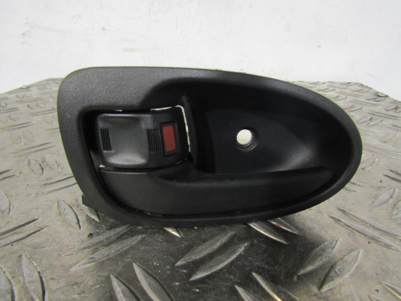 Poignee interieur arriere gauche