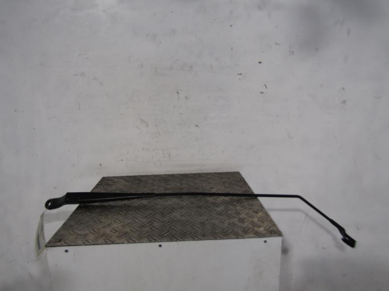 Bras essuie glace avant droit