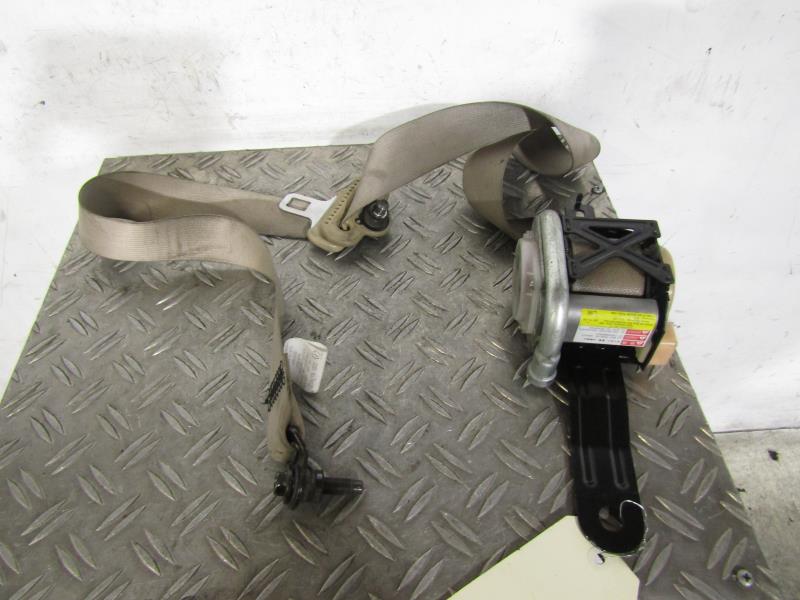 Ceinture avant gauche