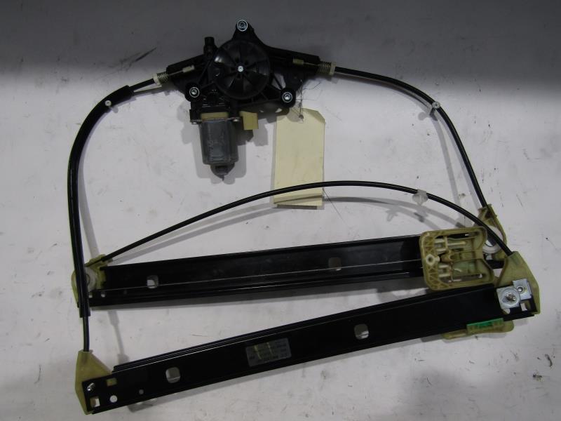 Leve vitre electrique avant gauche