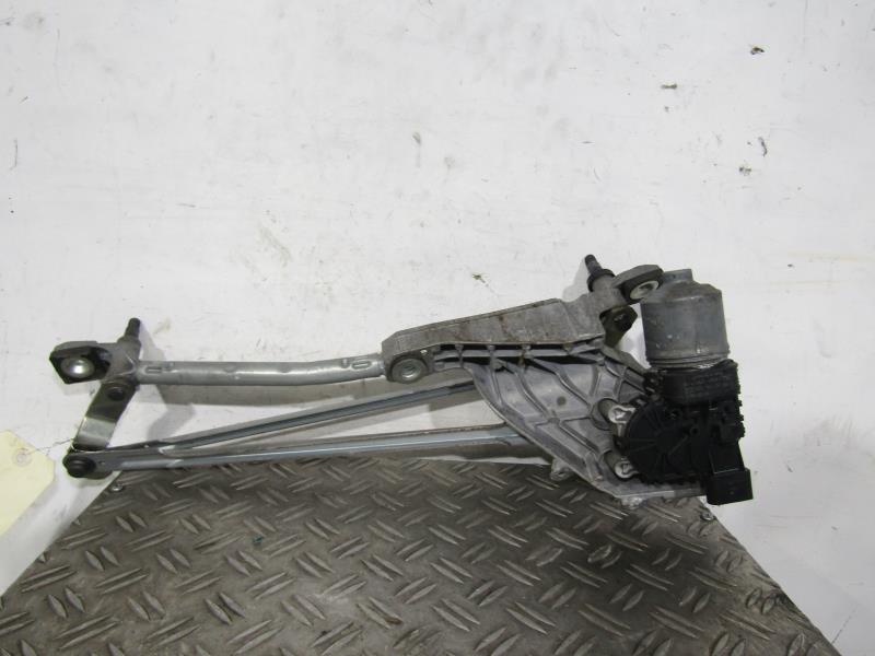 Moteur essuie glace avant