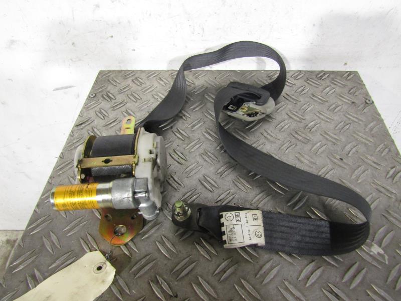 Ceinture avant droit