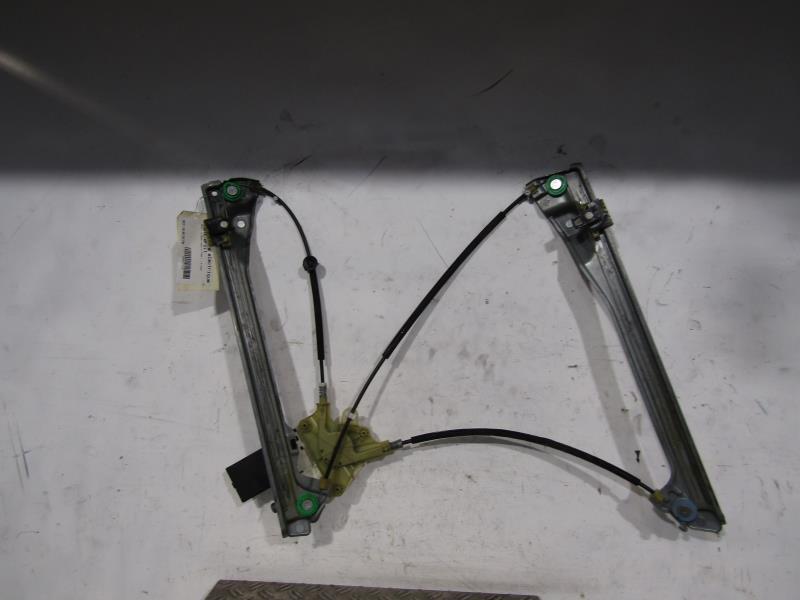 Leve vitre electrique avant droit