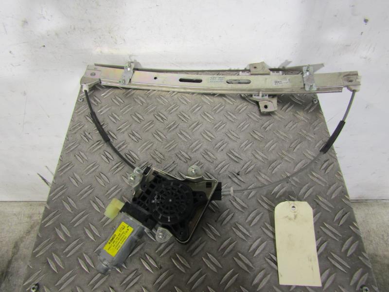 Leve vitre electrique avant droit