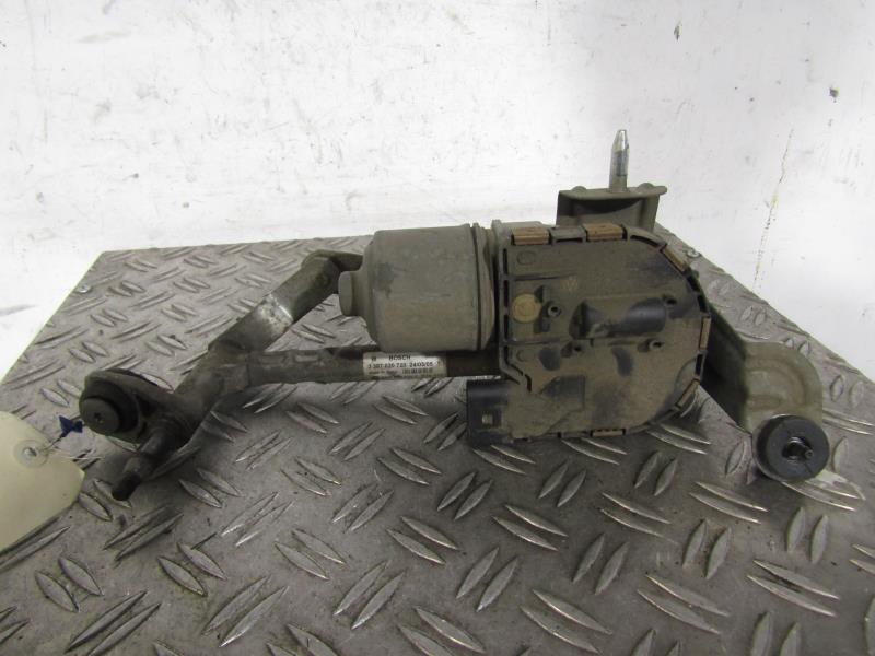 Moteur essuie glace avant gauche