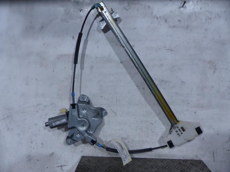 Leve vitre electrique avant droit