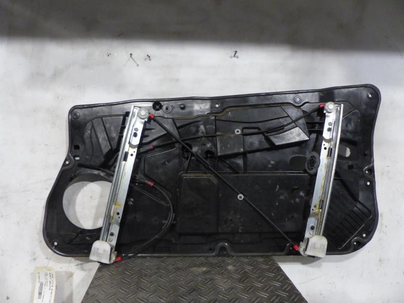 Leve vitre electrique avant gauche