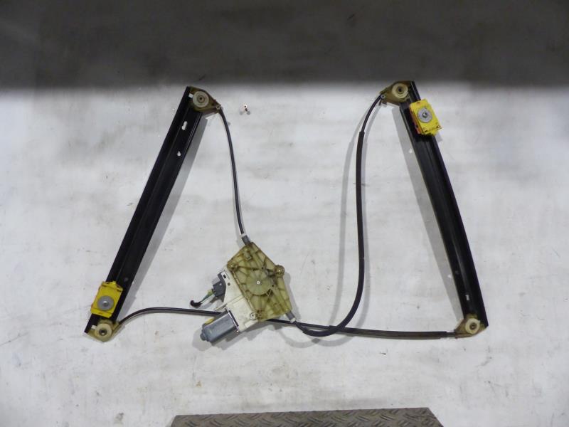 Leve vitre electrique avant gauche