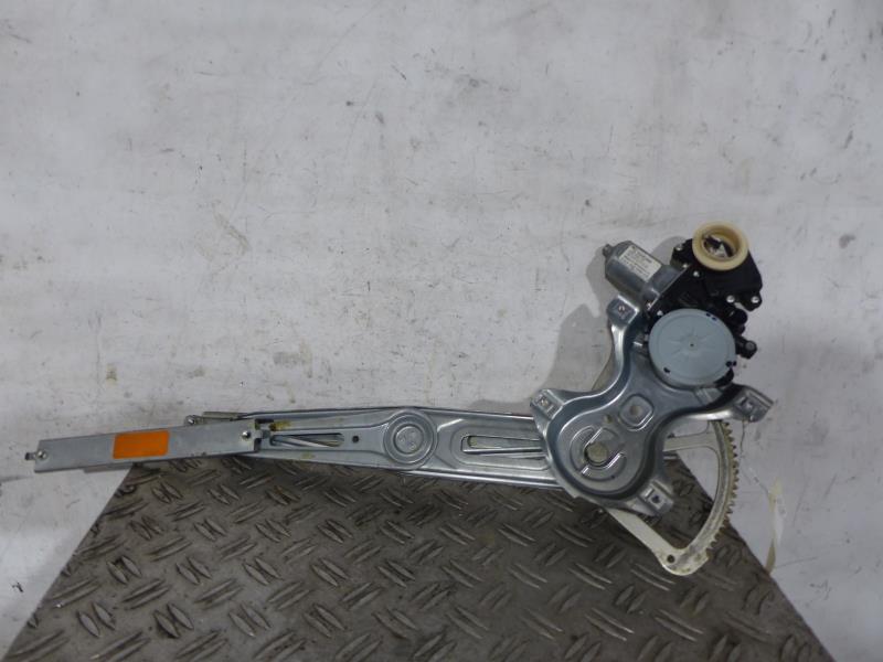 Leve vitre electrique avant gauche