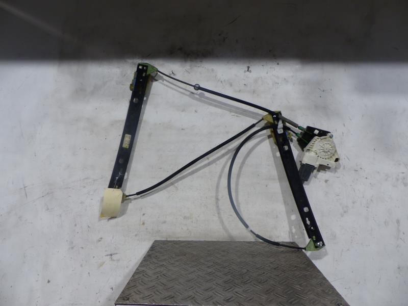 Leve vitre electrique avant gauche