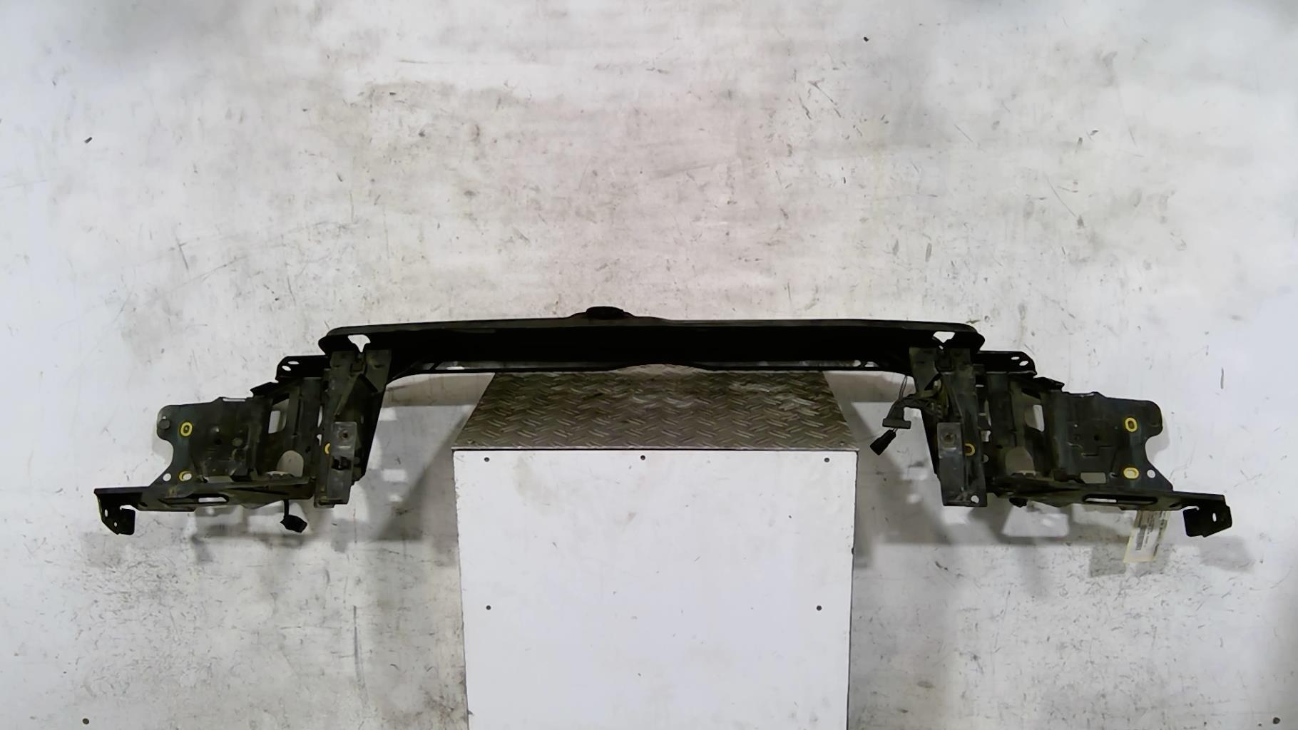 Armature avant, Masque avant