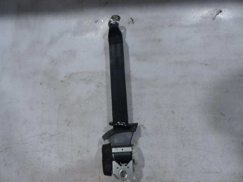 Ceinture arriere droit