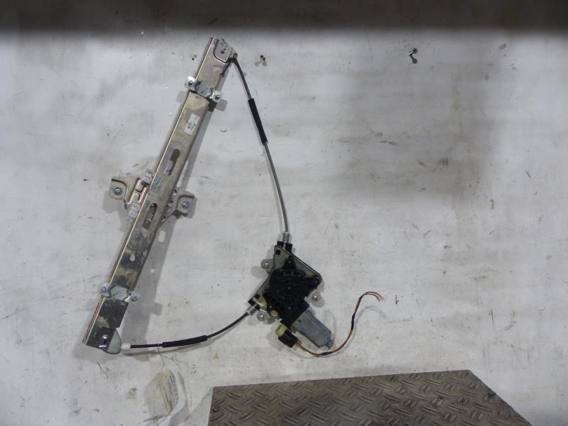 Leve vitre electrique avant droit
