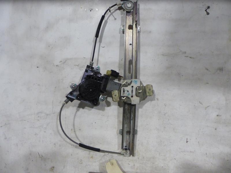 Leve vitre electrique avant gauche