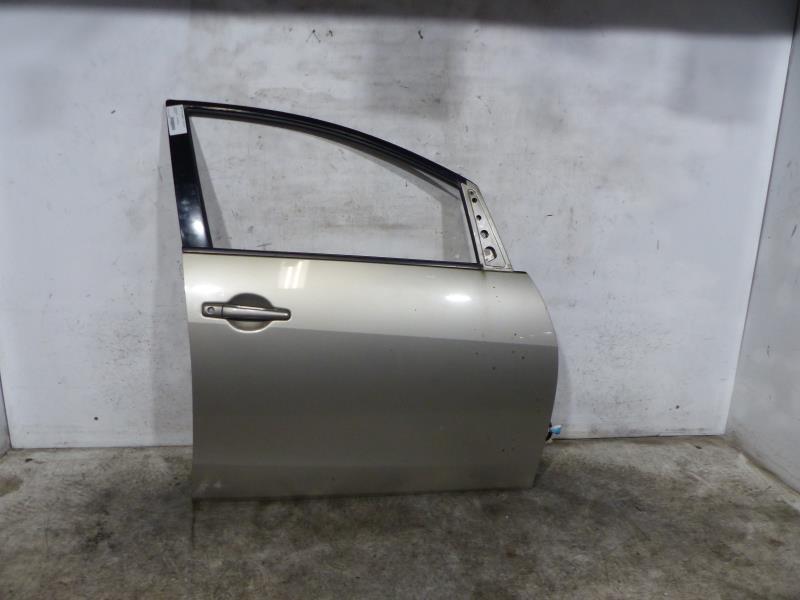 Porte avant droit