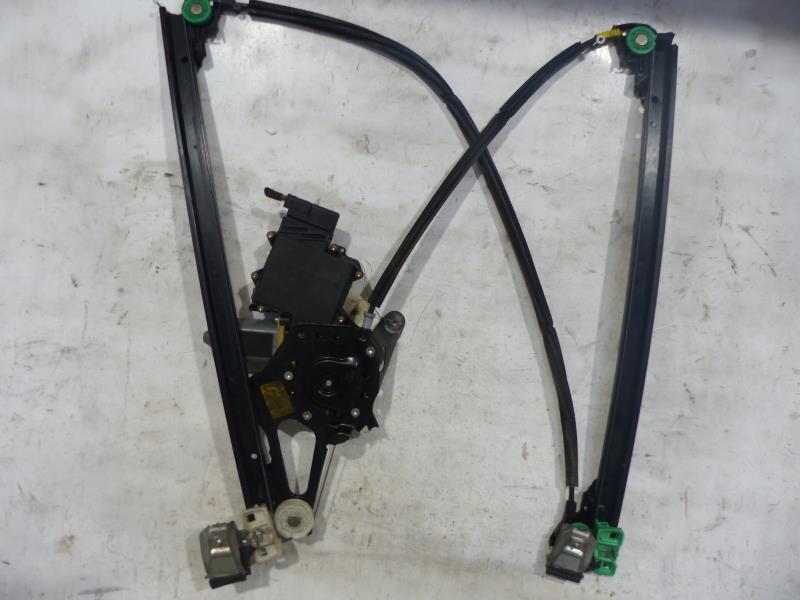 Leve vitre electrique avant droit