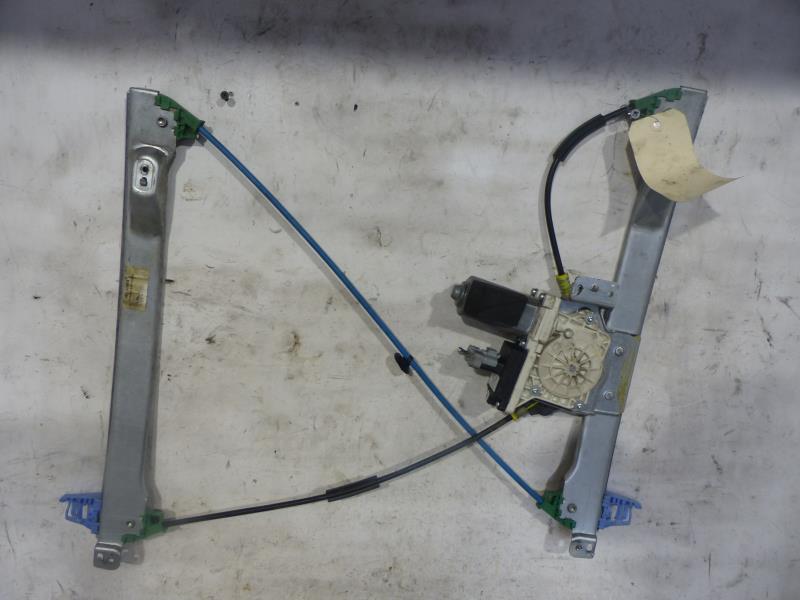Leve vitre electrique avant droit
