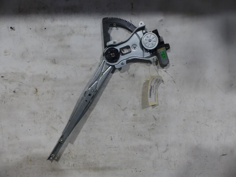 Leve vitre electrique avant droit