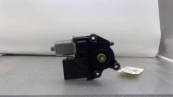 Moteur leve vitre avant droit
