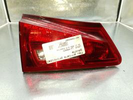 Fanale posteriore principale sinistro (luci)