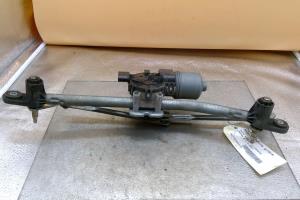 Moteur essuie glace avant